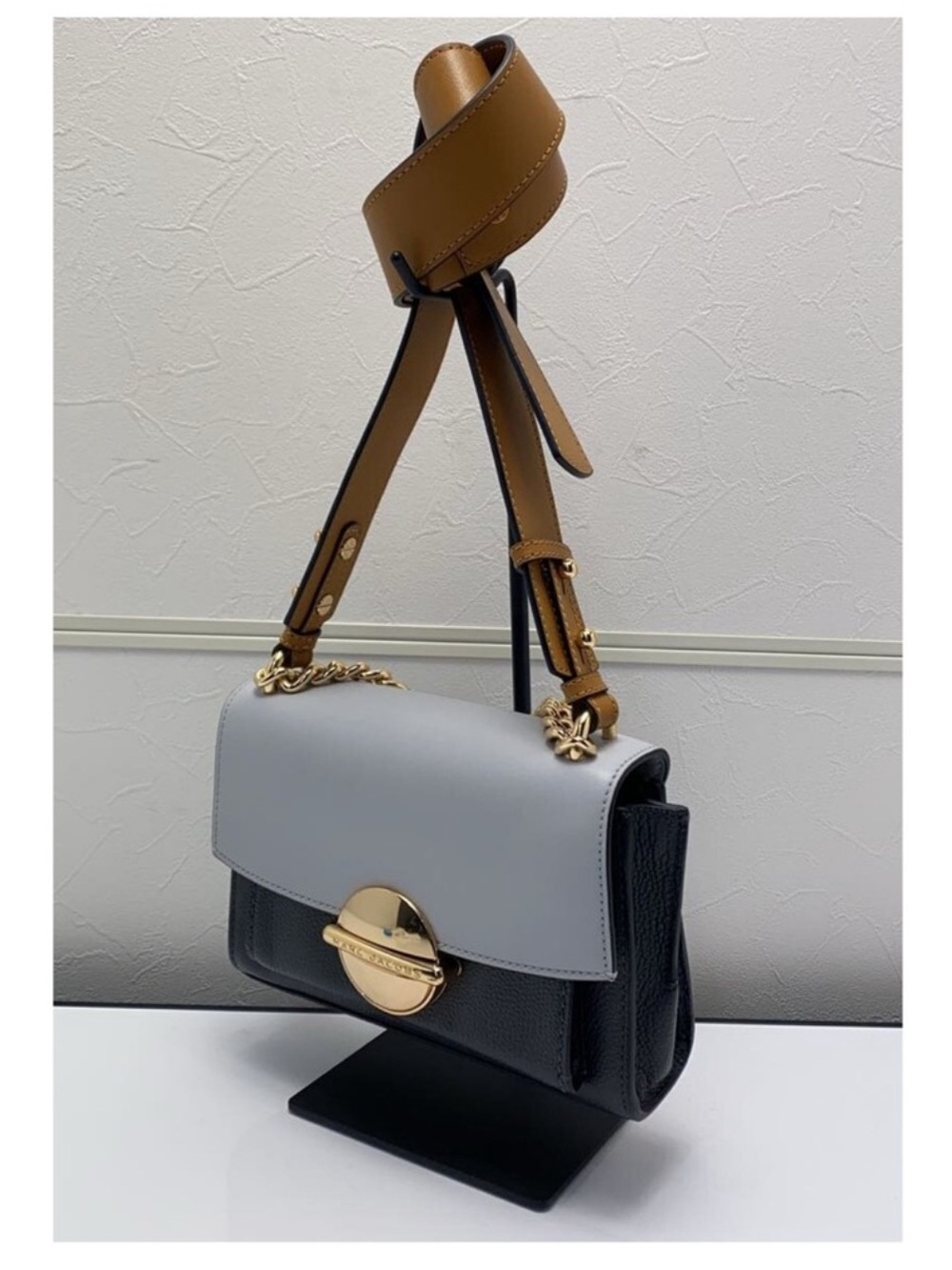 New! Marc Jacobs The Tuck Lock Leather Crossbody Shoulder Bag in Gray Multi - Picture 2 of 11